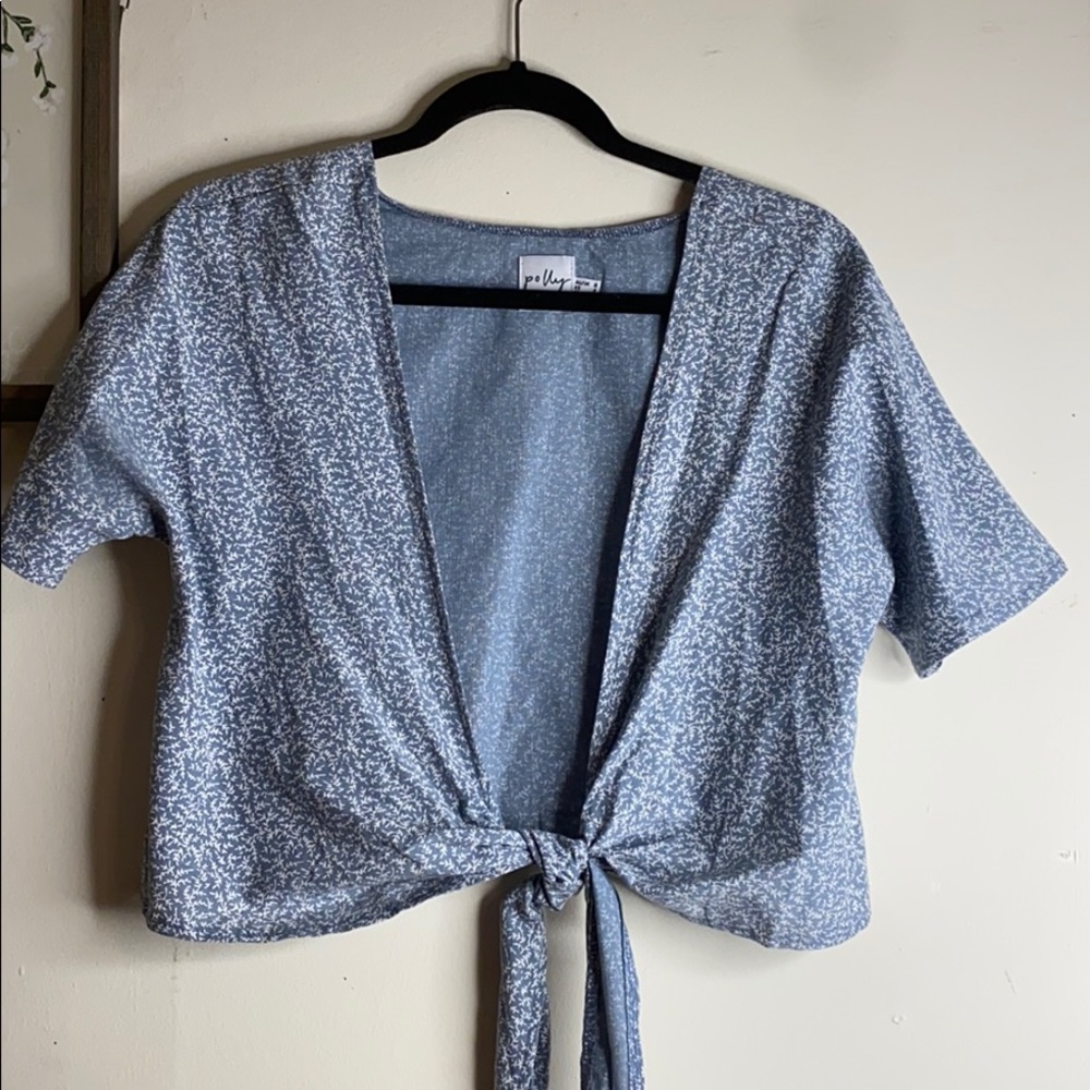 Tie front top